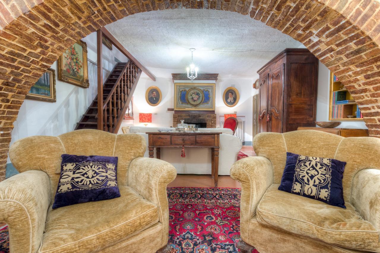 B&B La Residenza Del Poeta Montesicuro Luaran gambar