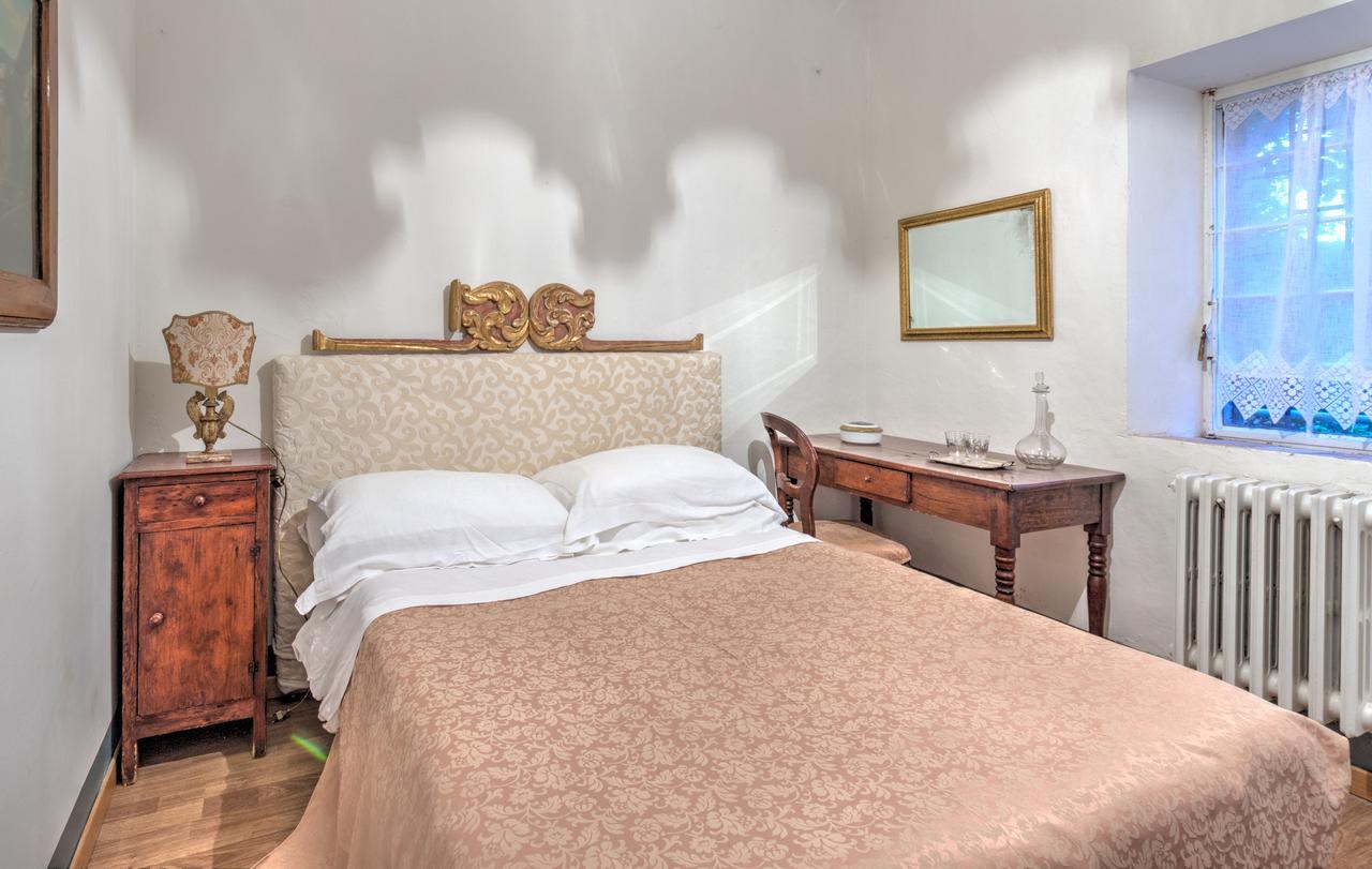 B&B La Residenza Del Poeta Montesicuro Luaran gambar