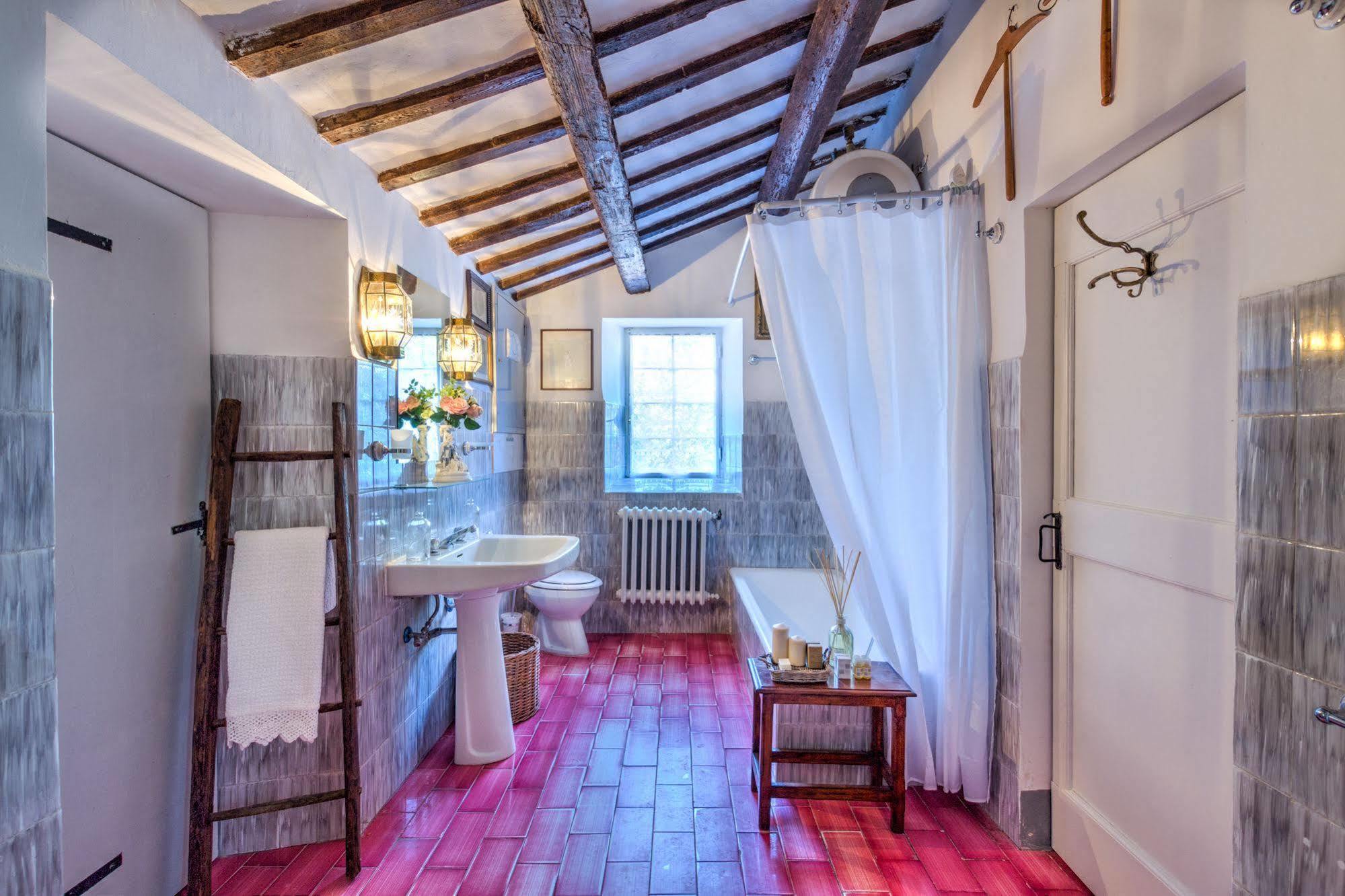 B&B La Residenza Del Poeta Montesicuro Luaran gambar