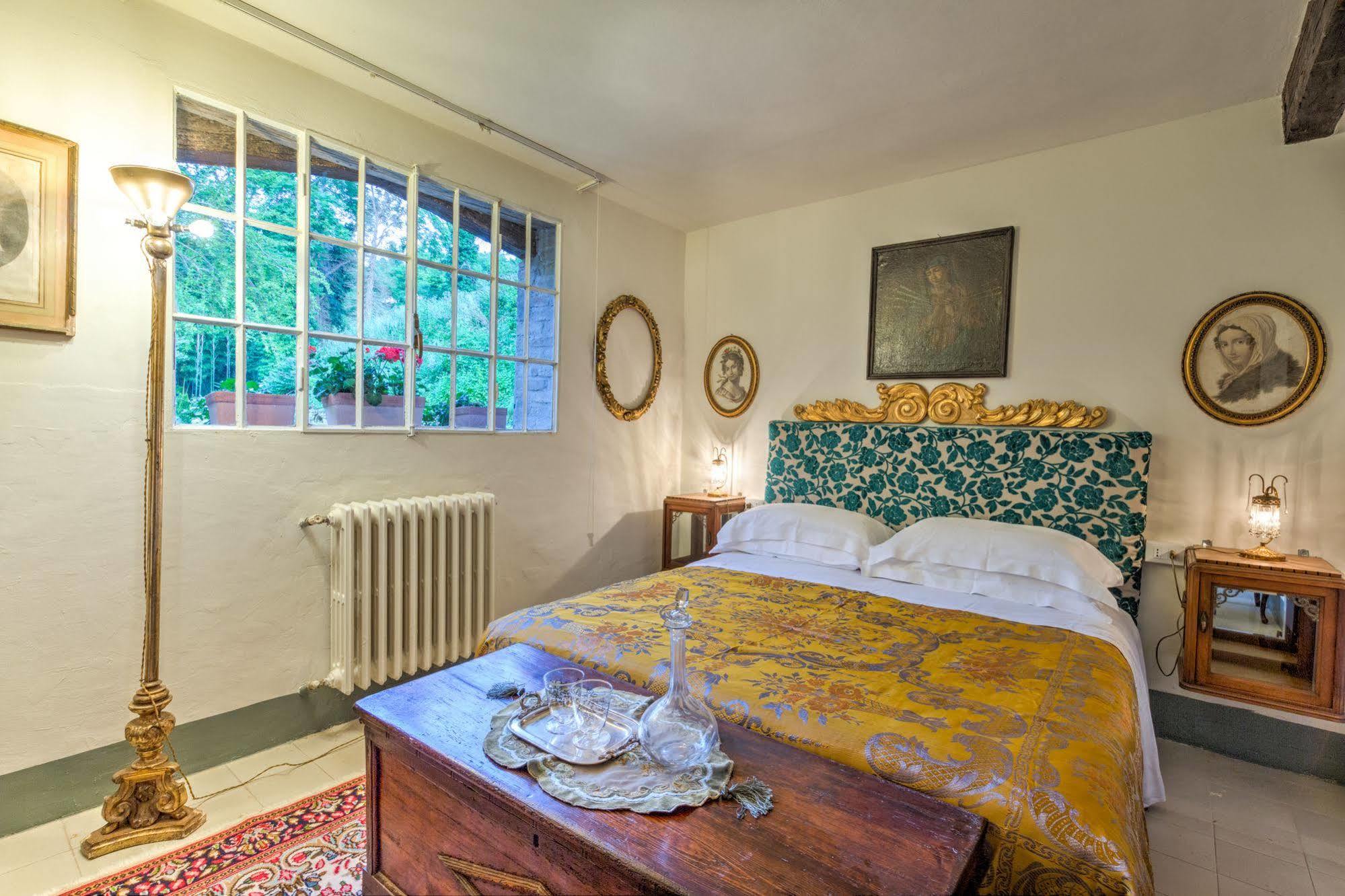 B&B La Residenza Del Poeta Montesicuro Luaran gambar